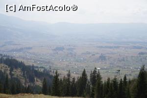 [P23] poza asta e facuta cu zoom pe valea care se vedea de sus, dupa muntii ce imprejmuiesc vatra dornei » foto by fra
 - 
<span class="allrVoted glyphicon glyphicon-heart hidden" id="av730287"></span>
<a class="m-l-10 hidden" id="sv730287" onclick="voting_Foto_DelVot(,730287,1782)" role="button">șterge vot <span class="glyphicon glyphicon-remove"></span></a>
<a id="v9730287" class=" c-red"  onclick="voting_Foto_SetVot(730287)" role="button"><span class="glyphicon glyphicon-heart-empty"></span> <b>LIKE</b> = Votează poza</a> <img class="hidden"  id="f730287W9" src="/imagini/loader.gif" border="0" /><span class="AjErrMes hidden" id="e730287ErM"></span>