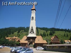 [P07] Ne aflăm în parcarea lăcașului de cult; admirăm turnul-clopotniță care are peste 50 de metri înălțime.  » foto by Floryn81
 - 
<span class="allrVoted glyphicon glyphicon-heart hidden" id="av757543"></span>
<a class="m-l-10 hidden" id="sv757543" onclick="voting_Foto_DelVot(,757543,1782)" role="button">șterge vot <span class="glyphicon glyphicon-remove"></span></a>
<a id="v9757543" class=" c-red"  onclick="voting_Foto_SetVot(757543)" role="button"><span class="glyphicon glyphicon-heart-empty"></span> <b>LIKE</b> = Votează poza</a> <img class="hidden"  id="f757543W9" src="/imagini/loader.gif" border="0" /><span class="AjErrMes hidden" id="e757543ErM"></span>