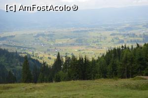 [P10] Vedere panoramică de pe Dealul Negru. Vatra Dornei, jud. Suceava.  » foto by traian.leuca †
 - 
<span class="allrVoted glyphicon glyphicon-heart hidden" id="av1061996"></span>
<a class="m-l-10 hidden" id="sv1061996" onclick="voting_Foto_DelVot(,1061996,1782)" role="button">șterge vot <span class="glyphicon glyphicon-remove"></span></a>
<a id="v91061996" class=" c-red"  onclick="voting_Foto_SetVot(1061996)" role="button"><span class="glyphicon glyphicon-heart-empty"></span> <b>LIKE</b> = Votează poza</a> <img class="hidden"  id="f1061996W9" src="/imagini/loader.gif" border="0" /><span class="AjErrMes hidden" id="e1061996ErM"></span>