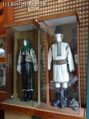 [P11] Costume populare. » foto by tata123 🔱
 - 
<span class="allrVoted glyphicon glyphicon-heart hidden" id="av1258882"></span>
<a class="m-l-10 hidden" id="sv1258882" onclick="voting_Foto_DelVot(,1258882,1782)" role="button">șterge vot <span class="glyphicon glyphicon-remove"></span></a>
<a id="v91258882" class=" c-red"  onclick="voting_Foto_SetVot(1258882)" role="button"><span class="glyphicon glyphicon-heart-empty"></span> <b>LIKE</b> = Votează poza</a> <img class="hidden"  id="f1258882W9" src="/imagini/loader.gif" border="0" /><span class="AjErrMes hidden" id="e1258882ErM"></span>