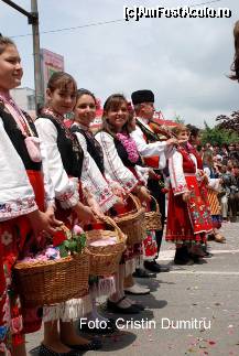 [P14] Festivalul trandafirilor Kazanlack » foto by cristinadumitru*
 - 
<span class="allrVoted glyphicon glyphicon-heart hidden" id="av21519"></span>
<a class="m-l-10 hidden" id="sv21519" onclick="voting_Foto_DelVot(,21519,1785)" role="button">șterge vot <span class="glyphicon glyphicon-remove"></span></a>
<a id="v921519" class=" c-red"  onclick="voting_Foto_SetVot(21519)" role="button"><span class="glyphicon glyphicon-heart-empty"></span> <b>LIKE</b> = Votează poza</a> <img class="hidden"  id="f21519W9" src="/imagini/loader.gif" border="0" /><span class="AjErrMes hidden" id="e21519ErM"></span>