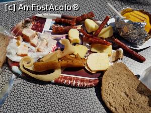 [P24] Poftiți la masă! » foto by Floryn81
 - 
<span class="allrVoted glyphicon glyphicon-heart hidden" id="av1181410"></span>
<a class="m-l-10 hidden" id="sv1181410" onclick="voting_Foto_DelVot(,1181410,1790)" role="button">șterge vot <span class="glyphicon glyphicon-remove"></span></a>
<a id="v91181410" class=" c-red"  onclick="voting_Foto_SetVot(1181410)" role="button"><span class="glyphicon glyphicon-heart-empty"></span> <b>LIKE</b> = Votează poza</a> <img class="hidden"  id="f1181410W9" src="/imagini/loader.gif" border="0" /><span class="AjErrMes hidden" id="e1181410ErM"></span>