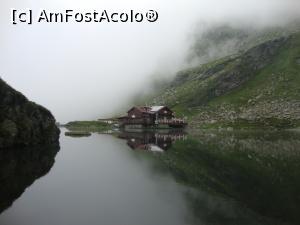 [P10] Ceaţa s-a mai ridicat puţin şi ne-a permis să fotografiem Cabana Bâlea.  » foto by Floryn81
 - 
<span class="allrVoted glyphicon glyphicon-heart hidden" id="av886300"></span>
<a class="m-l-10 hidden" id="sv886300" onclick="voting_Foto_DelVot(,886300,1790)" role="button">șterge vot <span class="glyphicon glyphicon-remove"></span></a>
<a id="v9886300" class=" c-red"  onclick="voting_Foto_SetVot(886300)" role="button"><span class="glyphicon glyphicon-heart-empty"></span> <b>LIKE</b> = Votează poza</a> <img class="hidden"  id="f886300W9" src="/imagini/loader.gif" border="0" /><span class="AjErrMes hidden" id="e886300ErM"></span>