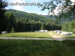 [P25] La aproximativ un kilometru depărtare de Cabana Cumpăna am dat peste o poieniţă frumoasă unde am campat. Acolo erau mai multe rulote, dar şi câteva corturi.  » foto by Floryn81
 - 
<span class="allrVoted glyphicon glyphicon-heart hidden" id="av886337"></span>
<a class="m-l-10 hidden" id="sv886337" onclick="voting_Foto_DelVot(,886337,1790)" role="button">șterge vot <span class="glyphicon glyphicon-remove"></span></a>
<a id="v9886337" class=" c-red"  onclick="voting_Foto_SetVot(886337)" role="button"><span class="glyphicon glyphicon-heart-empty"></span> <b>LIKE</b> = Votează poza</a> <img class="hidden"  id="f886337W9" src="/imagini/loader.gif" border="0" /><span class="AjErrMes hidden" id="e886337ErM"></span>
