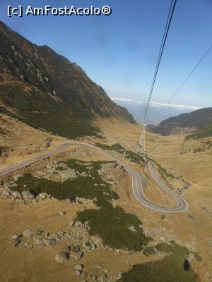 [P30] Transfăgărășan - Șerpuirea drumului spre Bâlea Lac. » foto by iulianic
 - 
<span class="allrVoted glyphicon glyphicon-heart hidden" id="av1338795"></span>
<a class="m-l-10 hidden" id="sv1338795" onclick="voting_Foto_DelVot(,1338795,1790)" role="button">șterge vot <span class="glyphicon glyphicon-remove"></span></a>
<a id="v91338795" class=" c-red"  onclick="voting_Foto_SetVot(1338795)" role="button"><span class="glyphicon glyphicon-heart-empty"></span> <b>LIKE</b> = Votează poza</a> <img class="hidden"  id="f1338795W9" src="/imagini/loader.gif" border="0" /><span class="AjErrMes hidden" id="e1338795ErM"></span>