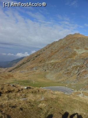 [P47] Transfăgărășan - Spre golul alpin. » foto by iulianic
 - 
<span class="allrVoted glyphicon glyphicon-heart hidden" id="av1338812"></span>
<a class="m-l-10 hidden" id="sv1338812" onclick="voting_Foto_DelVot(,1338812,1790)" role="button">șterge vot <span class="glyphicon glyphicon-remove"></span></a>
<a id="v91338812" class=" c-red"  onclick="voting_Foto_SetVot(1338812)" role="button"><span class="glyphicon glyphicon-heart-empty"></span> <b>LIKE</b> = Votează poza</a> <img class="hidden"  id="f1338812W9" src="/imagini/loader.gif" border="0" /><span class="AjErrMes hidden" id="e1338812ErM"></span>