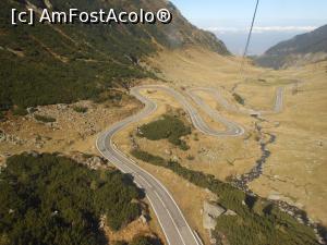 [P06] Transfăgărășan - Șerpuirea drumului în urcuș. » foto by iulianic
 - 
<span class="allrVoted glyphicon glyphicon-heart hidden" id="av1338771"></span>
<a class="m-l-10 hidden" id="sv1338771" onclick="voting_Foto_DelVot(,1338771,1790)" role="button">șterge vot <span class="glyphicon glyphicon-remove"></span></a>
<a id="v91338771" class=" c-red"  onclick="voting_Foto_SetVot(1338771)" role="button"><span class="glyphicon glyphicon-heart-empty"></span> <b>LIKE</b> = Votează poza</a> <img class="hidden"  id="f1338771W9" src="/imagini/loader.gif" border="0" /><span class="AjErrMes hidden" id="e1338771ErM"></span>