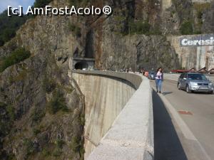 [P01] Transfăgărășan - Ieșirea din tunel la Barajul Vidraru. » foto by iulianic
 - 
<span class="allrVoted glyphicon glyphicon-heart hidden" id="av1382158"></span>
<a class="m-l-10 hidden" id="sv1382158" onclick="voting_Foto_DelVot(,1382158,1790)" role="button">șterge vot <span class="glyphicon glyphicon-remove"></span></a>
<a id="v91382158" class=" c-red"  onclick="voting_Foto_SetVot(1382158)" role="button"><span class="glyphicon glyphicon-heart-empty"></span> <b>LIKE</b> = Votează poza</a> <img class="hidden"  id="f1382158W9" src="/imagini/loader.gif" border="0" /><span class="AjErrMes hidden" id="e1382158ErM"></span>