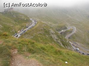 [P15] Transfăgărășan - Șerpuirea gri a drumului în zi de weekend. » foto by iulianic
 - 
<span class="allrVoted glyphicon glyphicon-heart hidden" id="av1382172"></span>
<a class="m-l-10 hidden" id="sv1382172" onclick="voting_Foto_DelVot(,1382172,1790)" role="button">șterge vot <span class="glyphicon glyphicon-remove"></span></a>
<a id="v91382172" class=" c-red"  onclick="voting_Foto_SetVot(1382172)" role="button"><span class="glyphicon glyphicon-heart-empty"></span> <b>LIKE</b> = Votează poza</a> <img class="hidden"  id="f1382172W9" src="/imagini/loader.gif" border="0" /><span class="AjErrMes hidden" id="e1382172ErM"></span>