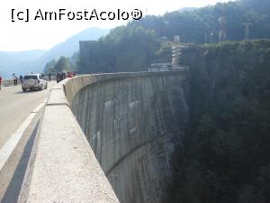[P02] Transfăgărășan - Barajul Vidraru, vedere spre Monumentul Electricității. » foto by iulianic
 - 
<span class="allrVoted glyphicon glyphicon-heart hidden" id="av1382159"></span>
<a class="m-l-10 hidden" id="sv1382159" onclick="voting_Foto_DelVot(,1382159,1790)" role="button">șterge vot <span class="glyphicon glyphicon-remove"></span></a>
<a id="v91382159" class=" c-red"  onclick="voting_Foto_SetVot(1382159)" role="button"><span class="glyphicon glyphicon-heart-empty"></span> <b>LIKE</b> = Votează poza</a> <img class="hidden"  id="f1382159W9" src="/imagini/loader.gif" border="0" /><span class="AjErrMes hidden" id="e1382159ErM"></span>