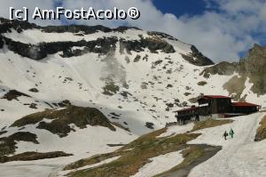 [P32] Muntii Fagaras,caldirea cu sala de asteptare de unde se ia telescaunul,5 iunie 2016 » foto by Dana2008
 - 
<span class="allrVoted glyphicon glyphicon-heart hidden" id="av754567"></span>
<a class="m-l-10 hidden" id="sv754567" onclick="voting_Foto_DelVot(,754567,1790)" role="button">șterge vot <span class="glyphicon glyphicon-remove"></span></a>
<a id="v9754567" class=" c-red"  onclick="voting_Foto_SetVot(754567)" role="button"><span class="glyphicon glyphicon-heart-empty"></span> <b>LIKE</b> = Votează poza</a> <img class="hidden"  id="f754567W9" src="/imagini/loader.gif" border="0" /><span class="AjErrMes hidden" id="e754567ErM"></span>