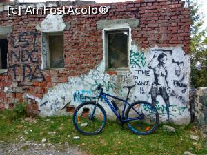 [P04] Transfagarasan, sept. 2016, zid cu desen grafitti » foto by Dana2008
 - 
<span class="allrVoted glyphicon glyphicon-heart hidden" id="av822286"></span>
<a class="m-l-10 hidden" id="sv822286" onclick="voting_Foto_DelVot(,822286,1790)" role="button">șterge vot <span class="glyphicon glyphicon-remove"></span></a>
<a id="v9822286" class=" c-red"  onclick="voting_Foto_SetVot(822286)" role="button"><span class="glyphicon glyphicon-heart-empty"></span> <b>LIKE</b> = Votează poza</a> <img class="hidden"  id="f822286W9" src="/imagini/loader.gif" border="0" /><span class="AjErrMes hidden" id="e822286ErM"></span>