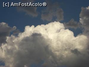 [P16] Oups, ne-o ploua?  » foto by Yersinia Pestis
 - 
<span class="allrVoted glyphicon glyphicon-heart hidden" id="av818174"></span>
<a class="m-l-10 hidden" id="sv818174" onclick="voting_Foto_DelVot(,818174,1790)" role="button">șterge vot <span class="glyphicon glyphicon-remove"></span></a>
<a id="v9818174" class=" c-red"  onclick="voting_Foto_SetVot(818174)" role="button"><span class="glyphicon glyphicon-heart-empty"></span> <b>LIKE</b> = Votează poza</a> <img class="hidden"  id="f818174W9" src="/imagini/loader.gif" border="0" /><span class="AjErrMes hidden" id="e818174ErM"></span>