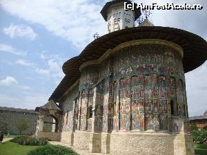 [P29] Biserica cu hramul ”Învierea Domnului” văzută din alt unghi.  » foto by Floryn81
 - 
<span class="allrVoted glyphicon glyphicon-heart hidden" id="av577673"></span>
<a class="m-l-10 hidden" id="sv577673" onclick="voting_Foto_DelVot(,577673,1792)" role="button">șterge vot <span class="glyphicon glyphicon-remove"></span></a>
<a id="v9577673" class=" c-red"  onclick="voting_Foto_SetVot(577673)" role="button"><span class="glyphicon glyphicon-heart-empty"></span> <b>LIKE</b> = Votează poza</a> <img class="hidden"  id="f577673W9" src="/imagini/loader.gif" border="0" /><span class="AjErrMes hidden" id="e577673ErM"></span>