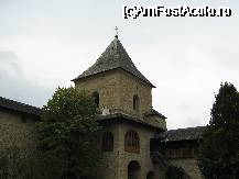 [P25x] unul din turnurile de la intrare » foto by cristi82d
 - 
<span class="allrVoted glyphicon glyphicon-heart hidden" id="av29493"></span>
<a class="m-l-10 hidden" id="sv29493" onclick="voting_Foto_DelVot(,29493,1792)" role="button">șterge vot <span class="glyphicon glyphicon-remove"></span></a>
<a id="v929493" class=" c-red"  onclick="voting_Foto_SetVot(29493)" role="button"><span class="glyphicon glyphicon-heart-empty"></span> <b>LIKE</b> = Votează poza</a> <img class="hidden"  id="f29493W9" src="/imagini/loader.gif" border="0" /><span class="AjErrMes hidden" id="e29493ErM"></span>