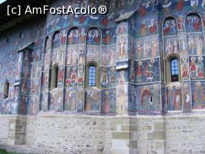 [P13] Fresca pe peretele sudic in zona absidei si altarului.  » foto by liviu49
 - 
<span class="allrVoted glyphicon glyphicon-heart hidden" id="av1038527"></span>
<a class="m-l-10 hidden" id="sv1038527" onclick="voting_Foto_DelVot(,1038527,1792)" role="button">șterge vot <span class="glyphicon glyphicon-remove"></span></a>
<a id="v91038527" class=" c-red"  onclick="voting_Foto_SetVot(1038527)" role="button"><span class="glyphicon glyphicon-heart-empty"></span> <b>LIKE</b> = Votează poza</a> <img class="hidden"  id="f1038527W9" src="/imagini/loader.gif" border="0" /><span class="AjErrMes hidden" id="e1038527ErM"></span>