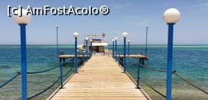 [P22] Marea Rosie vazuta din resort » foto by goguta99
 - 
<span class="allrVoted glyphicon glyphicon-heart hidden" id="av1094557"></span>
<a class="m-l-10 hidden" id="sv1094557" onclick="voting_Foto_DelVot(,1094557,1795)" role="button">șterge vot <span class="glyphicon glyphicon-remove"></span></a>
<a id="v91094557" class=" c-red"  onclick="voting_Foto_SetVot(1094557)" role="button"><span class="glyphicon glyphicon-heart-empty"></span> <b>LIKE</b> = Votează poza</a> <img class="hidden"  id="f1094557W9" src="/imagini/loader.gif" border="0" /><span class="AjErrMes hidden" id="e1094557ErM"></span>