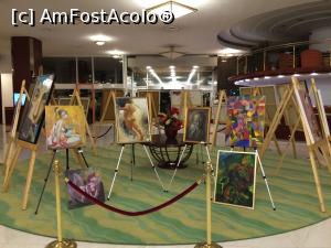 [P14] Aro Palace. Expozitie de tablouri cu vanzare.  » foto by Floria
 - 
<span class="allrVoted glyphicon glyphicon-heart hidden" id="av967620"></span>
<a class="m-l-10 hidden" id="sv967620" onclick="voting_Foto_DelVot(,967620,1824)" role="button">șterge vot <span class="glyphicon glyphicon-remove"></span></a>
<a id="v9967620" class=" c-red"  onclick="voting_Foto_SetVot(967620)" role="button"><span class="glyphicon glyphicon-heart-empty"></span> <b>LIKE</b> = Votează poza</a> <img class="hidden"  id="f967620W9" src="/imagini/loader.gif" border="0" /><span class="AjErrMes hidden" id="e967620ErM"></span>
