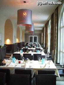 [P28] Tot restaurantul. » foto by sharky1973
 - 
<span class="allrVoted glyphicon glyphicon-heart hidden" id="av194179"></span>
<a class="m-l-10 hidden" id="sv194179" onclick="voting_Foto_DelVot(,194179,1828)" role="button">șterge vot <span class="glyphicon glyphicon-remove"></span></a>
<a id="v9194179" class=" c-red"  onclick="voting_Foto_SetVot(194179)" role="button"><span class="glyphicon glyphicon-heart-empty"></span> <b>LIKE</b> = Votează poza</a> <img class="hidden"  id="f194179W9" src="/imagini/loader.gif" border="0" /><span class="AjErrMes hidden" id="e194179ErM"></span>