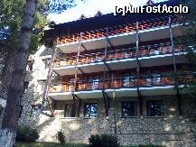 [P06] Apropierea de hotel nu imi mai permite o vedere a intregului hotel, asa ca ma multumesc cu imagini cu fragmente. Aici este partea din stanga, unde se afla holul hotelului si receptia. » foto by sharky1973
 - 
<span class="allrVoted glyphicon glyphicon-heart hidden" id="av194157"></span>
<a class="m-l-10 hidden" id="sv194157" onclick="voting_Foto_DelVot(,194157,1828)" role="button">șterge vot <span class="glyphicon glyphicon-remove"></span></a>
<a id="v9194157" class=" c-red"  onclick="voting_Foto_SetVot(194157)" role="button"><span class="glyphicon glyphicon-heart-empty"></span> <b>LIKE</b> = Votează poza</a> <img class="hidden"  id="f194157W9" src="/imagini/loader.gif" border="0" /><span class="AjErrMes hidden" id="e194157ErM"></span>