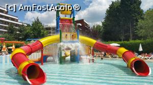 [P02] Piscina cu tobogane » foto by mihaistoica
 - 
<span class="allrVoted glyphicon glyphicon-heart hidden" id="av773533"></span>
<a class="m-l-10 hidden" id="sv773533" onclick="voting_Foto_DelVot(,773533,1831)" role="button">șterge vot <span class="glyphicon glyphicon-remove"></span></a>
<a id="v9773533" class=" c-red"  onclick="voting_Foto_SetVot(773533)" role="button"><span class="glyphicon glyphicon-heart-empty"></span> <b>LIKE</b> = Votează poza</a> <img class="hidden"  id="f773533W9" src="/imagini/loader.gif" border="0" /><span class="AjErrMes hidden" id="e773533ErM"></span>