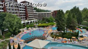 [P04] Vedere din camera cu piscinele. Marea este spre dreapta » foto by mihaistoica
 - 
<span class="allrVoted glyphicon glyphicon-heart hidden" id="av773535"></span>
<a class="m-l-10 hidden" id="sv773535" onclick="voting_Foto_DelVot(,773535,1831)" role="button">șterge vot <span class="glyphicon glyphicon-remove"></span></a>
<a id="v9773535" class=" c-red"  onclick="voting_Foto_SetVot(773535)" role="button"><span class="glyphicon glyphicon-heart-empty"></span> <b>LIKE</b> = Votează poza</a> <img class="hidden"  id="f773535W9" src="/imagini/loader.gif" border="0" /><span class="AjErrMes hidden" id="e773535ErM"></span>
