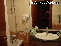 [P23] ...si un colt din baie cu cada normala, la hotelul Piatra Mare din Poiana Brasov » foto by ileanaxperta*
 - 
<span class="allrVoted glyphicon glyphicon-heart hidden" id="av51203"></span>
<a class="m-l-10 hidden" id="sv51203" onclick="voting_Foto_DelVot(,51203,1841)" role="button">șterge vot <span class="glyphicon glyphicon-remove"></span></a>
<a id="v951203" class=" c-red"  onclick="voting_Foto_SetVot(51203)" role="button"><span class="glyphicon glyphicon-heart-empty"></span> <b>LIKE</b> = Votează poza</a> <img class="hidden"  id="f51203W9" src="/imagini/loader.gif" border="0" /><span class="AjErrMes hidden" id="e51203ErM"></span>
