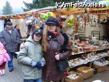 [P17] In bazarul din Poiana, cu minuni artizanale, cautand suveniruri pentru cei dragi » foto by dananecula*
 - 
<span class="allrVoted glyphicon glyphicon-heart hidden" id="av51931"></span>
<a class="m-l-10 hidden" id="sv51931" onclick="voting_Foto_DelVot(,51931,1841)" role="button">șterge vot <span class="glyphicon glyphicon-remove"></span></a>
<a id="v951931" class=" c-red"  onclick="voting_Foto_SetVot(51931)" role="button"><span class="glyphicon glyphicon-heart-empty"></span> <b>LIKE</b> = Votează poza</a> <img class="hidden"  id="f51931W9" src="/imagini/loader.gif" border="0" /><span class="AjErrMes hidden" id="e51931ErM"></span>