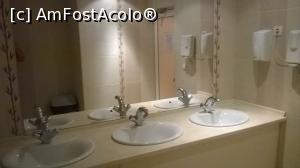 [P29] toaleta restaurantului » foto by AZE
 - 
<span class="allrVoted glyphicon glyphicon-heart hidden" id="av751653"></span>
<a class="m-l-10 hidden" id="sv751653" onclick="voting_Foto_DelVot(,751653,1851)" role="button">șterge vot <span class="glyphicon glyphicon-remove"></span></a>
<a id="v9751653" class=" c-red"  onclick="voting_Foto_SetVot(751653)" role="button"><span class="glyphicon glyphicon-heart-empty"></span> <b>LIKE</b> = Votează poza</a> <img class="hidden"  id="f751653W9" src="/imagini/loader.gif" border="0" /><span class="AjErrMes hidden" id="e751653ErM"></span>