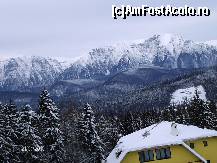 [P08] vedere de la geamul camerei -  tot sa te trezesti cu asa imagine a muntilor » foto by Valentina69
 - 
<span class="allrVoted glyphicon glyphicon-heart hidden" id="av47070"></span>
<a class="m-l-10 hidden" id="sv47070" onclick="voting_Foto_DelVot(,47070,1852)" role="button">șterge vot <span class="glyphicon glyphicon-remove"></span></a>
<a id="v947070" class=" c-red"  onclick="voting_Foto_SetVot(47070)" role="button"><span class="glyphicon glyphicon-heart-empty"></span> <b>LIKE</b> = Votează poza</a> <img class="hidden"  id="f47070W9" src="/imagini/loader.gif" border="0" /><span class="AjErrMes hidden" id="e47070ErM"></span>