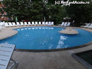 [P01] Piscina pentru copii » foto by wolf2001*
 - 
<span class="allrVoted glyphicon glyphicon-heart hidden" id="av528023"></span>
<a class="m-l-10 hidden" id="sv528023" onclick="voting_Foto_DelVot(,528023,1860)" role="button">șterge vot <span class="glyphicon glyphicon-remove"></span></a>
<a id="v9528023" class=" c-red"  onclick="voting_Foto_SetVot(528023)" role="button"><span class="glyphicon glyphicon-heart-empty"></span> <b>LIKE</b> = Votează poza</a> <img class="hidden"  id="f528023W9" src="/imagini/loader.gif" border="0" /><span class="AjErrMes hidden" id="e528023ErM"></span>