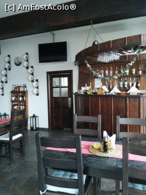 [P11] Restaurantul » foto by MaraMura
 - 
<span class="allrVoted glyphicon glyphicon-heart hidden" id="av1271503"></span>
<a class="m-l-10 hidden" id="sv1271503" onclick="voting_Foto_DelVot(,1271503,1865)" role="button">șterge vot <span class="glyphicon glyphicon-remove"></span></a>
<a id="v91271503" class=" c-red"  onclick="voting_Foto_SetVot(1271503)" role="button"><span class="glyphicon glyphicon-heart-empty"></span> <b>LIKE</b> = Votează poza</a> <img class="hidden"  id="f1271503W9" src="/imagini/loader.gif" border="0" /><span class="AjErrMes hidden" id="e1271503ErM"></span>