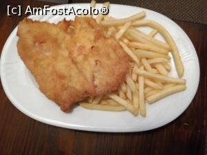 [P33] Schnitzel si cartofi prăjiți » foto by MaraMura
 - 
<span class="allrVoted glyphicon glyphicon-heart hidden" id="av1271525"></span>
<a class="m-l-10 hidden" id="sv1271525" onclick="voting_Foto_DelVot(,1271525,1865)" role="button">șterge vot <span class="glyphicon glyphicon-remove"></span></a>
<a id="v91271525" class=" c-red"  onclick="voting_Foto_SetVot(1271525)" role="button"><span class="glyphicon glyphicon-heart-empty"></span> <b>LIKE</b> = Votează poza</a> <img class="hidden"  id="f1271525W9" src="/imagini/loader.gif" border="0" /><span class="AjErrMes hidden" id="e1271525ErM"></span>