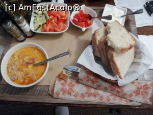 [P34] O ciorbita de vacuta, delicioasa » foto by MaraMura
 - 
<span class="allrVoted glyphicon glyphicon-heart hidden" id="av1271526"></span>
<a class="m-l-10 hidden" id="sv1271526" onclick="voting_Foto_DelVot(,1271526,1865)" role="button">șterge vot <span class="glyphicon glyphicon-remove"></span></a>
<a id="v91271526" class=" c-red"  onclick="voting_Foto_SetVot(1271526)" role="button"><span class="glyphicon glyphicon-heart-empty"></span> <b>LIKE</b> = Votează poza</a> <img class="hidden"  id="f1271526W9" src="/imagini/loader.gif" border="0" /><span class="AjErrMes hidden" id="e1271526ErM"></span>