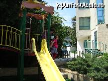 [P23] Loc de joaca pentru copii aflat pe terasa restaurantului » foto by corinne
 - 
<span class="allrVoted glyphicon glyphicon-heart hidden" id="av78143"></span>
<a class="m-l-10 hidden" id="sv78143" onclick="voting_Foto_DelVot(,78143,1866)" role="button">șterge vot <span class="glyphicon glyphicon-remove"></span></a>
<a id="v978143" class=" c-red"  onclick="voting_Foto_SetVot(78143)" role="button"><span class="glyphicon glyphicon-heart-empty"></span> <b>LIKE</b> = Votează poza</a> <img class="hidden"  id="f78143W9" src="/imagini/loader.gif" border="0" /><span class="AjErrMes hidden" id="e78143ErM"></span>