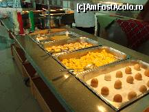 [P27] Oua sub toate formele si clatite in plan indepartat, dimineata » foto by corinne
 - 
<span class="allrVoted glyphicon glyphicon-heart hidden" id="av78147"></span>
<a class="m-l-10 hidden" id="sv78147" onclick="voting_Foto_DelVot(,78147,1866)" role="button">șterge vot <span class="glyphicon glyphicon-remove"></span></a>
<a id="v978147" class=" c-red"  onclick="voting_Foto_SetVot(78147)" role="button"><span class="glyphicon glyphicon-heart-empty"></span> <b>LIKE</b> = Votează poza</a> <img class="hidden"  id="f78147W9" src="/imagini/loader.gif" border="0" /><span class="AjErrMes hidden" id="e78147ErM"></span>