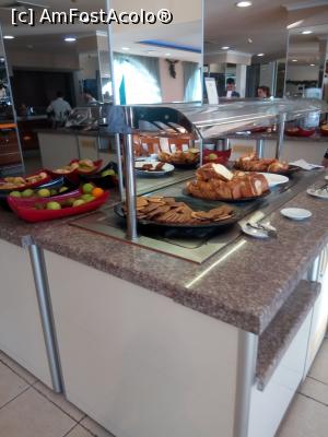 [P14] Restaurantul » foto by Razvan0606
 - 
<span class="allrVoted glyphicon glyphicon-heart hidden" id="av823156"></span>
<a class="m-l-10 hidden" id="sv823156" onclick="voting_Foto_DelVot(,823156,1869)" role="button">șterge vot <span class="glyphicon glyphicon-remove"></span></a>
<a id="v9823156" class=" c-red"  onclick="voting_Foto_SetVot(823156)" role="button"><span class="glyphicon glyphicon-heart-empty"></span> <b>LIKE</b> = Votează poza</a> <img class="hidden"  id="f823156W9" src="/imagini/loader.gif" border="0" /><span class="AjErrMes hidden" id="e823156ErM"></span>