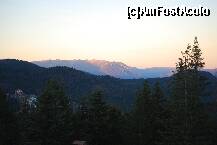 [P05] Vedere din balcon, dis de dimineata, cind incepea soarele sa se inalte de dupa crestele muntilor. » foto by Chloe
 - 
<span class="allrVoted glyphicon glyphicon-heart hidden" id="av162151"></span>
<a class="m-l-10 hidden" id="sv162151" onclick="voting_Foto_DelVot(,162151,1883)" role="button">șterge vot <span class="glyphicon glyphicon-remove"></span></a>
<a id="v9162151" class=" c-red"  onclick="voting_Foto_SetVot(162151)" role="button"><span class="glyphicon glyphicon-heart-empty"></span> <b>LIKE</b> = Votează poza</a> <img class="hidden"  id="f162151W9" src="/imagini/loader.gif" border="0" /><span class="AjErrMes hidden" id="e162151ErM"></span>