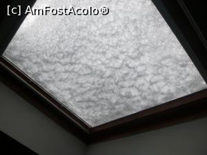 [P26] 25. Fereastra „Velux” de la mansardă, după o noapte geroasă. » foto by doinafil
 - 
<span class="allrVoted glyphicon glyphicon-heart hidden" id="av1272182"></span>
<a class="m-l-10 hidden" id="sv1272182" onclick="voting_Foto_DelVot(,1272182,1889)" role="button">șterge vot <span class="glyphicon glyphicon-remove"></span></a>
<a id="v91272182" class=" c-red"  onclick="voting_Foto_SetVot(1272182)" role="button"><span class="glyphicon glyphicon-heart-empty"></span> <b>LIKE</b> = Votează poza</a> <img class="hidden"  id="f1272182W9" src="/imagini/loader.gif" border="0" /><span class="AjErrMes hidden" id="e1272182ErM"></span>