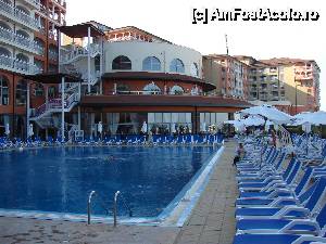 [P09] piscina pentru adulti » foto by ceasornicarul
 - 
<span class="allrVoted glyphicon glyphicon-heart hidden" id="av514490"></span>
<a class="m-l-10 hidden" id="sv514490" onclick="voting_Foto_DelVot(,514490,1924)" role="button">șterge vot <span class="glyphicon glyphicon-remove"></span></a>
<a id="v9514490" class=" c-red"  onclick="voting_Foto_SetVot(514490)" role="button"><span class="glyphicon glyphicon-heart-empty"></span> <b>LIKE</b> = Votează poza</a> <img class="hidden"  id="f514490W9" src="/imagini/loader.gif" border="0" /><span class="AjErrMes hidden" id="e514490ErM"></span>