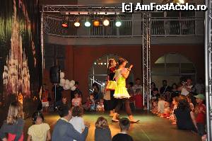 [P11] Scena pentru specatacolele de seara.  » foto by raduramona
 - 
<span class="allrVoted glyphicon glyphicon-heart hidden" id="av351652"></span>
<a class="m-l-10 hidden" id="sv351652" onclick="voting_Foto_DelVot(,351652,1924)" role="button">șterge vot <span class="glyphicon glyphicon-remove"></span></a>
<a id="v9351652" class=" c-red"  onclick="voting_Foto_SetVot(351652)" role="button"><span class="glyphicon glyphicon-heart-empty"></span> <b>LIKE</b> = Votează poza</a> <img class="hidden"  id="f351652W9" src="/imagini/loader.gif" border="0" /><span class="AjErrMes hidden" id="e351652ErM"></span>