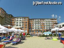 [P06] hotelul vazut de pe plaja. In fata este piscina iar in stanga pool bar » foto by molko*
 - 
<span class="allrVoted glyphicon glyphicon-heart hidden" id="av115251"></span>
<a class="m-l-10 hidden" id="sv115251" onclick="voting_Foto_DelVot(,115251,1924)" role="button">șterge vot <span class="glyphicon glyphicon-remove"></span></a>
<a id="v9115251" class=" c-red"  onclick="voting_Foto_SetVot(115251)" role="button"><span class="glyphicon glyphicon-heart-empty"></span> <b>LIKE</b> = Votează poza</a> <img class="hidden"  id="f115251W9" src="/imagini/loader.gif" border="0" /><span class="AjErrMes hidden" id="e115251ErM"></span>