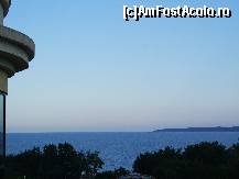 [P03] de pe balconul camerei » foto by FS
 - 
<span class="allrVoted glyphicon glyphicon-heart hidden" id="av97482"></span>
<a class="m-l-10 hidden" id="sv97482" onclick="voting_Foto_DelVot(,97482,1929)" role="button">șterge vot <span class="glyphicon glyphicon-remove"></span></a>
<a id="v997482" class=" c-red"  onclick="voting_Foto_SetVot(97482)" role="button"><span class="glyphicon glyphicon-heart-empty"></span> <b>LIKE</b> = Votează poza</a> <img class="hidden"  id="f97482W9" src="/imagini/loader.gif" border="0" /><span class="AjErrMes hidden" id="e97482ErM"></span>