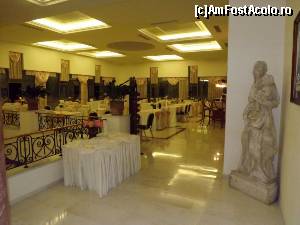 [P14] Duni Royal Resort, Belleville Hotel - restaurantul italian » foto by Dragoș_MD
 - 
<span class="allrVoted glyphicon glyphicon-heart hidden" id="av643007"></span>
<a class="m-l-10 hidden" id="sv643007" onclick="voting_Foto_DelVot(,643007,1929)" role="button">șterge vot <span class="glyphicon glyphicon-remove"></span></a>
<a id="v9643007" class=" c-red"  onclick="voting_Foto_SetVot(643007)" role="button"><span class="glyphicon glyphicon-heart-empty"></span> <b>LIKE</b> = Votează poza</a> <img class="hidden"  id="f643007W9" src="/imagini/loader.gif" border="0" /><span class="AjErrMes hidden" id="e643007ErM"></span>