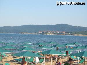 [P03] Plaja, vedere spre statiunea Saint Thomas, unde se putea ajunge pe malul marii.  » foto by amanddor
 - 
<span class="allrVoted glyphicon glyphicon-heart hidden" id="av591250"></span>
<a class="m-l-10 hidden" id="sv591250" onclick="voting_Foto_DelVot(,591250,1929)" role="button">șterge vot <span class="glyphicon glyphicon-remove"></span></a>
<a id="v9591250" class=" c-red"  onclick="voting_Foto_SetVot(591250)" role="button"><span class="glyphicon glyphicon-heart-empty"></span> <b>LIKE</b> = Votează poza</a> <img class="hidden"  id="f591250W9" src="/imagini/loader.gif" border="0" /><span class="AjErrMes hidden" id="e591250ErM"></span>