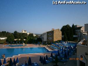 [P03] Piscina hotel Pelican (vazuta din balcon)  » foto by dianamea
 - 
<span class="allrVoted glyphicon glyphicon-heart hidden" id="av520262"></span>
<a class="m-l-10 hidden" id="sv520262" onclick="voting_Foto_DelVot(,520262,1932)" role="button">șterge vot <span class="glyphicon glyphicon-remove"></span></a>
<a id="v9520262" class=" c-red"  onclick="voting_Foto_SetVot(520262)" role="button"><span class="glyphicon glyphicon-heart-empty"></span> <b>LIKE</b> = Votează poza</a> <img class="hidden"  id="f520262W9" src="/imagini/loader.gif" border="0" /><span class="AjErrMes hidden" id="e520262ErM"></span>