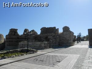 [P12] Intrarea in Old Nesebar » foto by olteanul2010
 - 
<span class="allrVoted glyphicon glyphicon-heart hidden" id="av963150"></span>
<a class="m-l-10 hidden" id="sv963150" onclick="voting_Foto_DelVot(,963150,1936)" role="button">șterge vot <span class="glyphicon glyphicon-remove"></span></a>
<a id="v9963150" class=" c-red"  onclick="voting_Foto_SetVot(963150)" role="button"><span class="glyphicon glyphicon-heart-empty"></span> <b>LIKE</b> = Votează poza</a> <img class="hidden"  id="f963150W9" src="/imagini/loader.gif" border="0" /><span class="AjErrMes hidden" id="e963150ErM"></span>