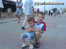 [P17] pe faleza, seara » foto by alinamitru
 - 
<span class="allrVoted glyphicon glyphicon-heart hidden" id="av94221"></span>
<a class="m-l-10 hidden" id="sv94221" onclick="voting_Foto_DelVot(,94221,1939)" role="button">șterge vot <span class="glyphicon glyphicon-remove"></span></a>
<a id="v994221" class=" c-red"  onclick="voting_Foto_SetVot(94221)" role="button"><span class="glyphicon glyphicon-heart-empty"></span> <b>LIKE</b> = Votează poza</a> <img class="hidden"  id="f94221W9" src="/imagini/loader.gif" border="0" /><span class="AjErrMes hidden" id="e94221ErM"></span>