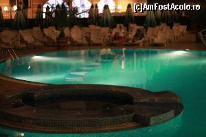 [P02] piscina hotelului noaptea » foto by cami1212
 - 
<span class="allrVoted glyphicon glyphicon-heart hidden" id="av545565"></span>
<a class="m-l-10 hidden" id="sv545565" onclick="voting_Foto_DelVot(,545565,1942)" role="button">șterge vot <span class="glyphicon glyphicon-remove"></span></a>
<a id="v9545565" class=" c-red"  onclick="voting_Foto_SetVot(545565)" role="button"><span class="glyphicon glyphicon-heart-empty"></span> <b>LIKE</b> = Votează poza</a> <img class="hidden"  id="f545565W9" src="/imagini/loader.gif" border="0" /><span class="AjErrMes hidden" id="e545565ErM"></span>