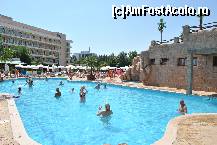 [P10] Piscina din curtea interioara » foto by anyx
 - 
<span class="allrVoted glyphicon glyphicon-heart hidden" id="av110931"></span>
<a class="m-l-10 hidden" id="sv110931" onclick="voting_Foto_DelVot(,110931,1946)" role="button">șterge vot <span class="glyphicon glyphicon-remove"></span></a>
<a id="v9110931" class=" c-red"  onclick="voting_Foto_SetVot(110931)" role="button"><span class="glyphicon glyphicon-heart-empty"></span> <b>LIKE</b> = Votează poza</a> <img class="hidden"  id="f110931W9" src="/imagini/loader.gif" border="0" /><span class="AjErrMes hidden" id="e110931ErM"></span>